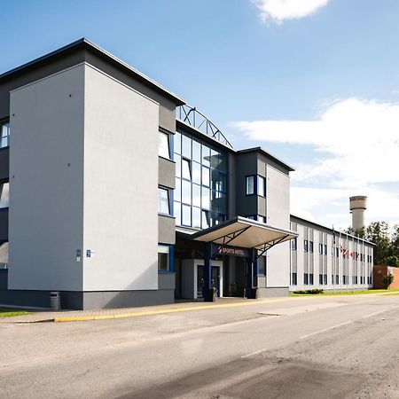 Sports Hotel Valmiera Extérieur photo