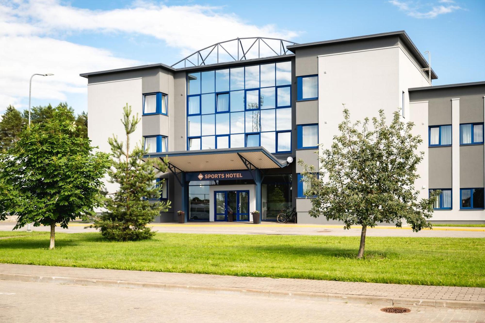 Sports Hotel Valmiera Extérieur photo